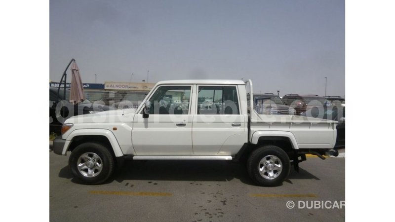 Big with watermark toyota land cruiser kailahun import dubai 5711