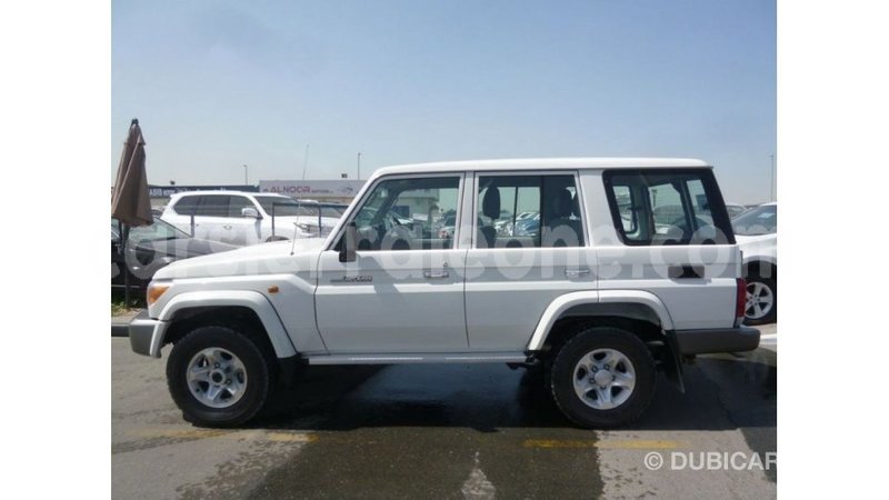 Big with watermark toyota land cruiser kailahun import dubai 5713