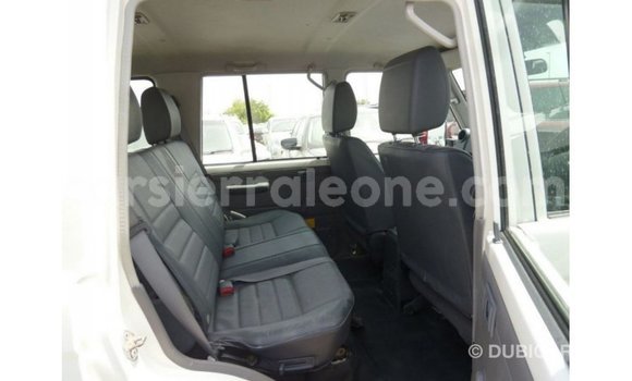 Buy Import Toyota Land Cruiser White Car in Import - Dubai in Kailahun Buy Import Toyota Land Cruiser White Car in Import - Dubai in Kailahun