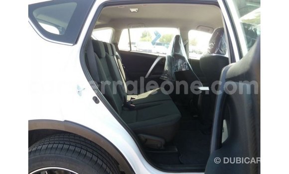 Buy Import Toyota 4Runner White Car in Import - Dubai in Kailahun Buy Import Toyota 4Runner White Car in Import - Dubai in Kailahun