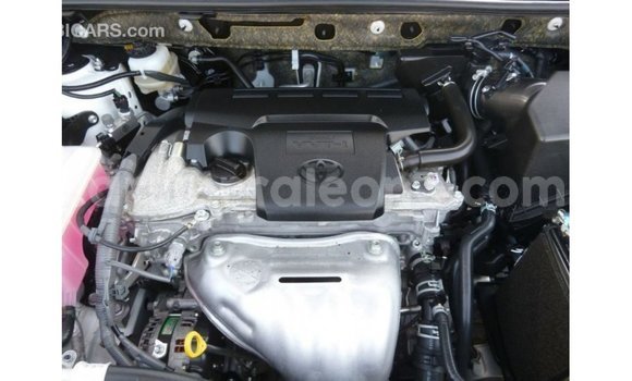 Buy Import Toyota 4Runner White Car in Import - Dubai in Kailahun Buy Import Toyota 4Runner White Car in Import - Dubai in Kailahun