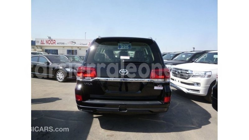 Big with watermark toyota land cruiser kailahun import dubai 5733