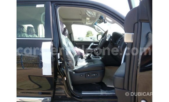 Buy Import Toyota Land Cruiser Black Car in Import - Dubai in Kailahun Buy Import Toyota Land Cruiser Black Car in Import - Dubai in Kailahun