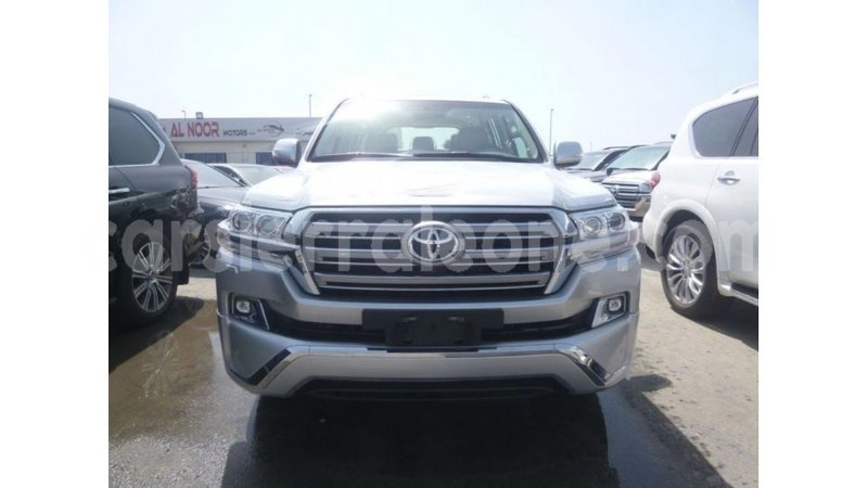 Big with watermark toyota land cruiser kailahun import dubai 5736