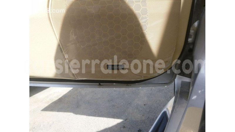 Big with watermark toyota land cruiser kailahun import dubai 5736