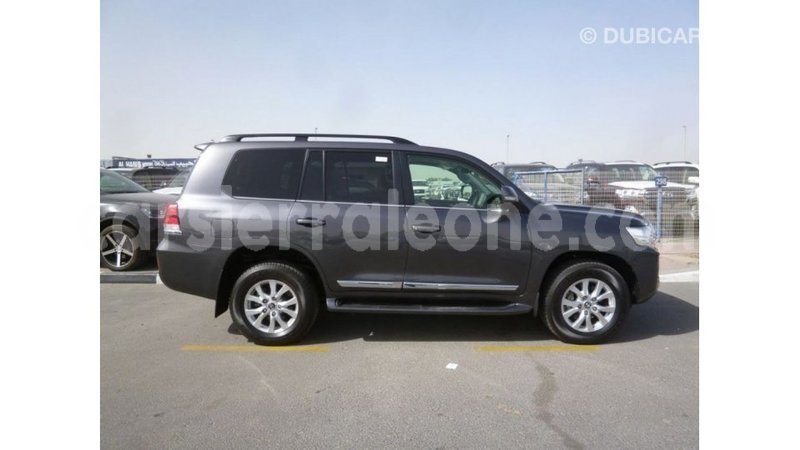 Big with watermark toyota land cruiser kailahun import dubai 5737