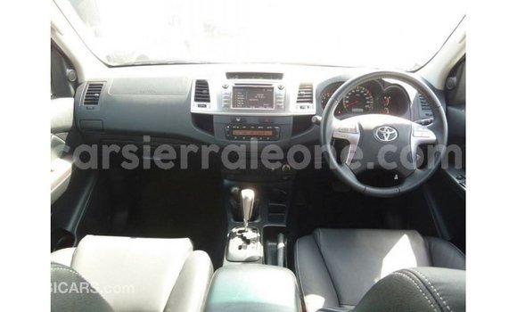 Buy Import Toyota Hilux Other Car in Import - Dubai in Kailahun Buy Import Toyota Hilux Other Car in Import - Dubai in Kailahun