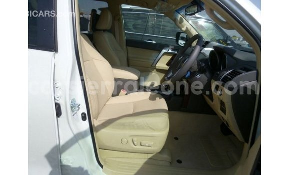 Buy Import Toyota Prado White Car in Import - Dubai in Kailahun Buy Import Toyota Prado White Car in Import - Dubai in Kailahun