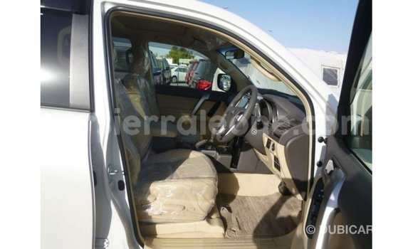 Buy Import Toyota Prado White Car in Import - Dubai in Kailahun Buy Import Toyota Prado White Car in Import - Dubai in Kailahun