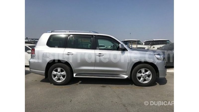 Big with watermark toyota land cruiser kailahun import dubai 5753