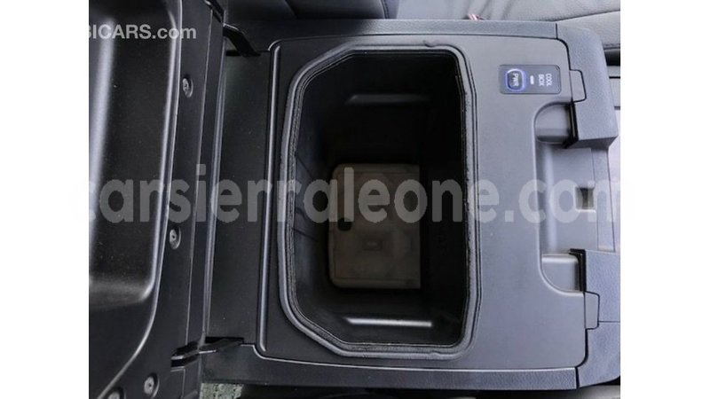 Big with watermark toyota land cruiser kailahun import dubai 5753