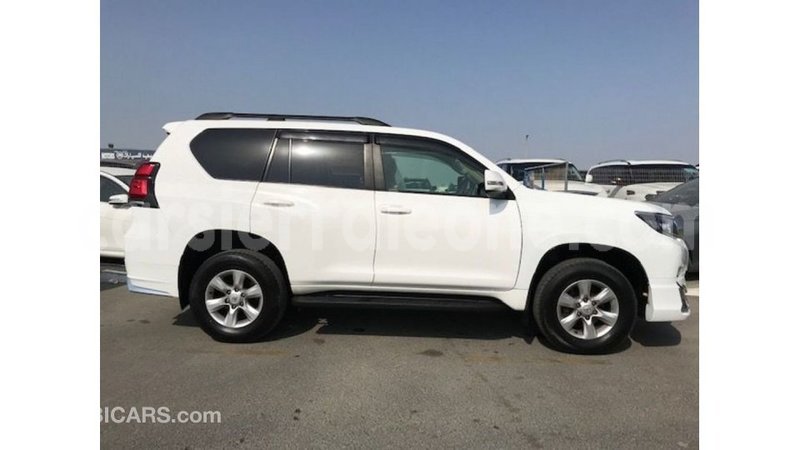 Big with watermark toyota prado kailahun import dubai 5754