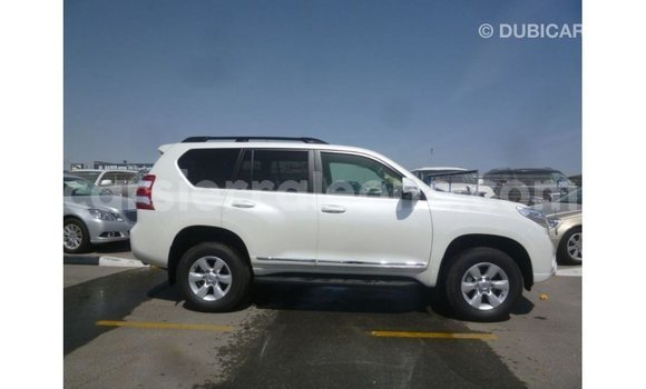 Buy Import Toyota Prado White Car in Import - Dubai in Kailahun Buy Import Toyota Prado White Car in Import - Dubai in Kailahun