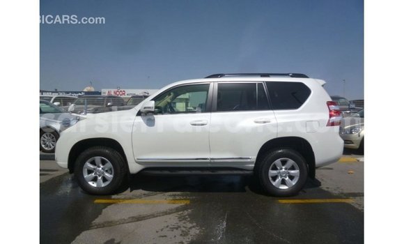 Buy Import Toyota Prado White Car in Import - Dubai in Kailahun Buy Import Toyota Prado White Car in Import - Dubai in Kailahun