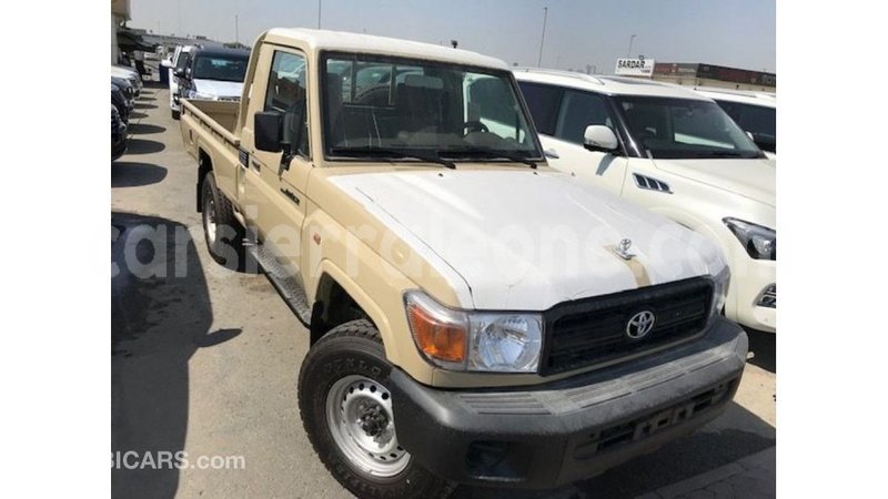 Big with watermark toyota land cruiser kailahun import dubai 5765