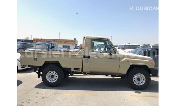 Buy Import Toyota Land Cruiser Beige Car in Import - Dubai in Kailahun Buy Import Toyota Land Cruiser Beige Car in Import - Dubai in Kailahun