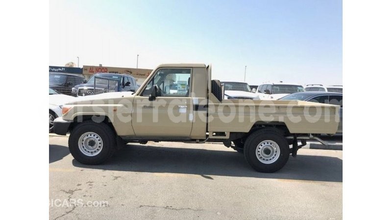 Big with watermark toyota land cruiser kailahun import dubai 5765