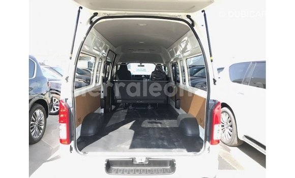 Buy Import Toyota Hiace White Car in Import - Dubai in Kailahun Buy Import Toyota Hiace White Car in Import - Dubai in Kailahun