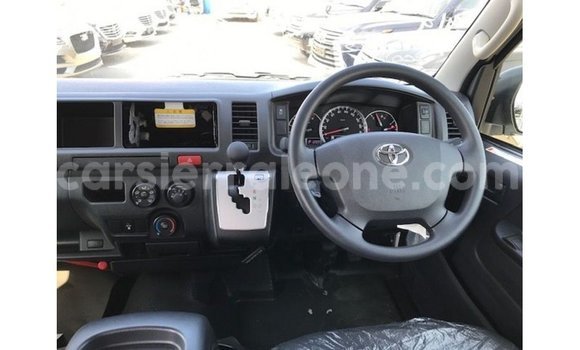 Buy Import Toyota Hiace White Car in Import - Dubai in Kailahun Buy Import Toyota Hiace White Car in Import - Dubai in Kailahun