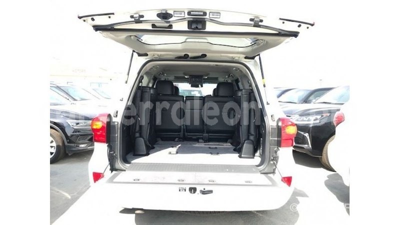 Big with watermark toyota land cruiser kailahun import dubai 5769