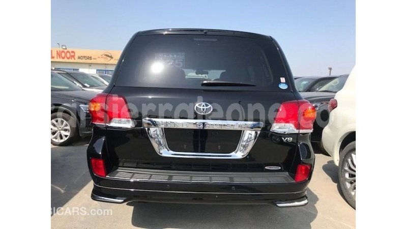 Big with watermark toyota land cruiser kailahun import dubai 5770