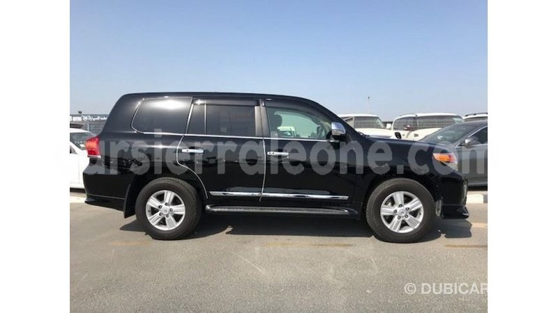 Big with watermark toyota land cruiser kailahun import dubai 5770