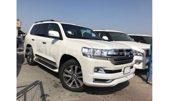 Buy Import Toyota Land Cruiser White Car in Import - Dubai in Kailahun Buy Import Toyota Land Cruiser White Car in Import - Dubai in Kailahun
