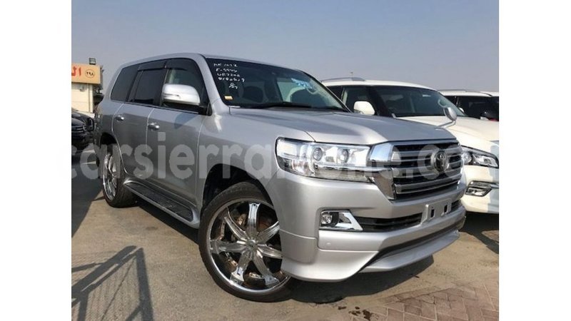 Big with watermark toyota land cruiser kailahun import dubai 5774