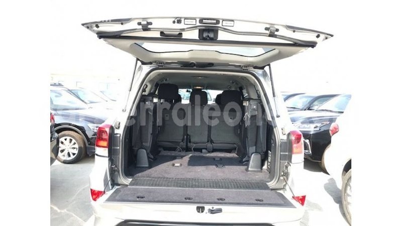 Big with watermark toyota land cruiser kailahun import dubai 5774