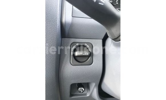 Buy Import Toyota Land Cruiser White Car in Import - Dubai in Kailahun Buy Import Toyota Land Cruiser White Car in Import - Dubai in Kailahun