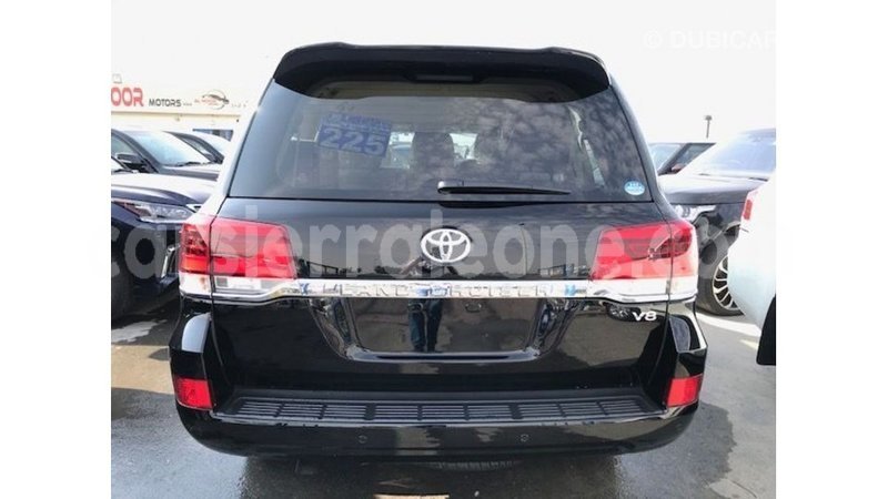 Big with watermark toyota land cruiser kailahun import dubai 5779