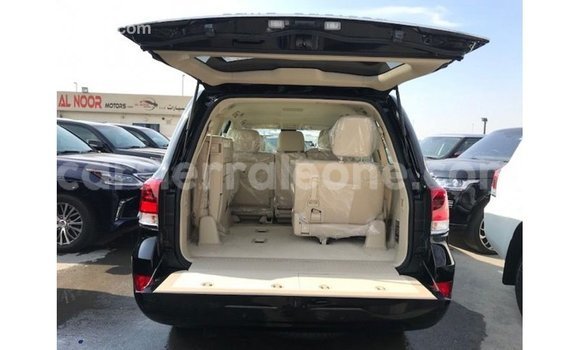 Buy Import Toyota Land Cruiser Black Car in Import - Dubai in Kailahun Buy Import Toyota Land Cruiser Black Car in Import - Dubai in Kailahun