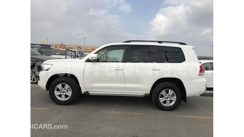 Big with watermark toyota land cruiser kailahun import dubai 5780