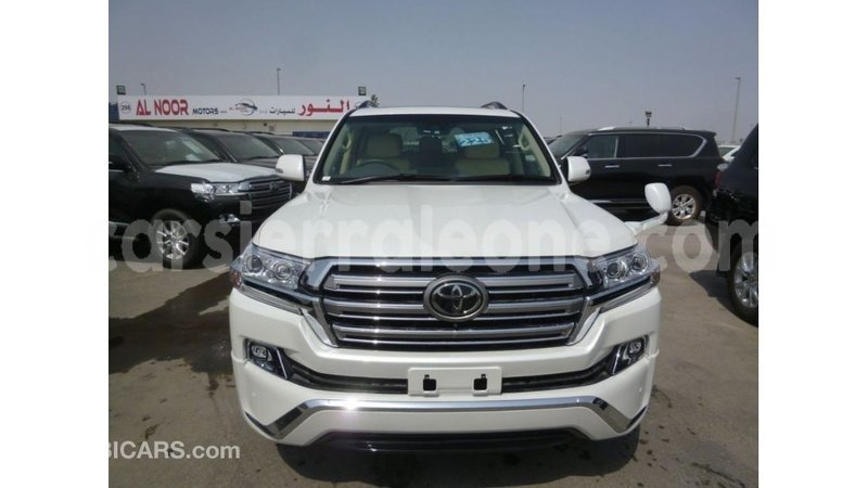 Big with watermark toyota land cruiser kailahun import dubai 5783