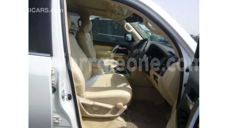 Big with watermark toyota land cruiser kailahun import dubai 5783