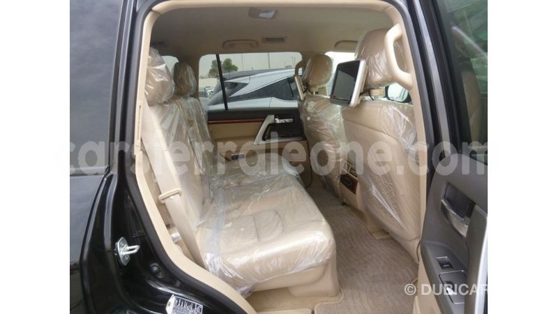 Big with watermark toyota land cruiser kailahun import dubai 5786