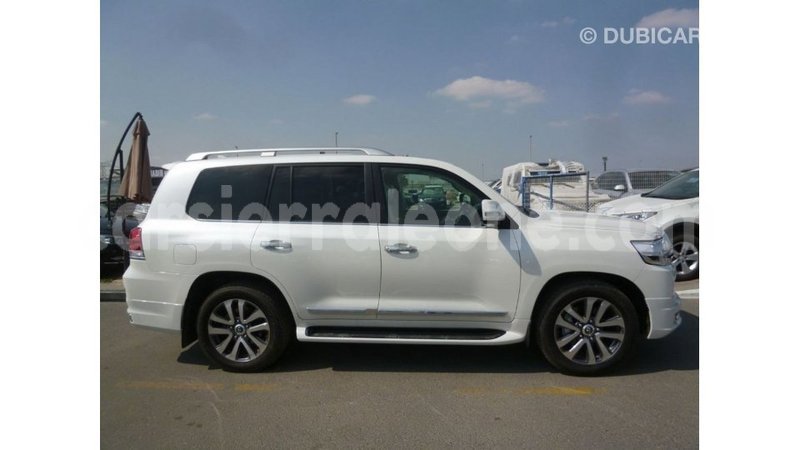 Big with watermark toyota land cruiser kailahun import dubai 5796