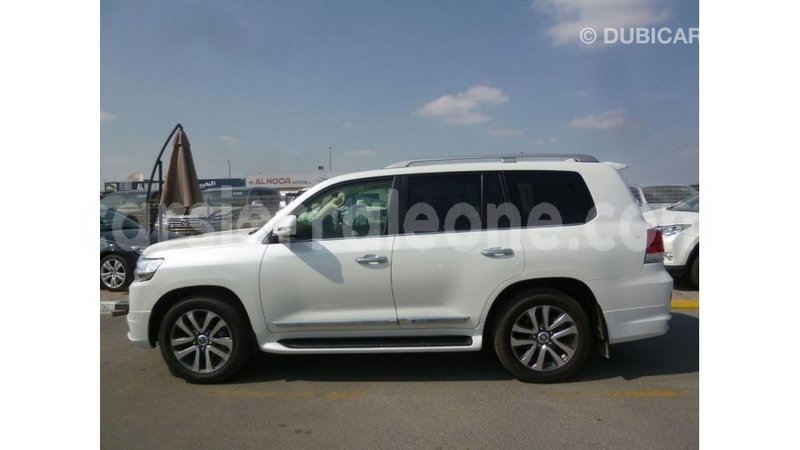 Big with watermark toyota land cruiser kailahun import dubai 5796