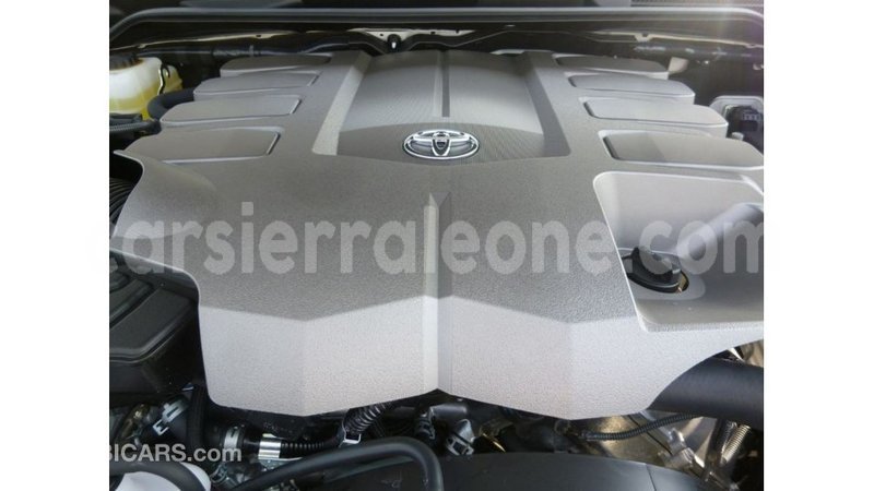 Big with watermark toyota land cruiser kailahun import dubai 5796