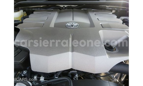 Buy Import Toyota Land Cruiser White Car in Import - Dubai in Kailahun Buy Import Toyota Land Cruiser White Car in Import - Dubai in Kailahun