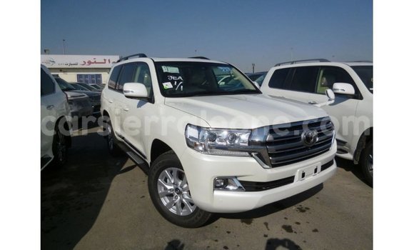 Buy Import Toyota Land Cruiser White Car in Import - Dubai in Kailahun Buy Import Toyota Land Cruiser White Car in Import - Dubai in Kailahun