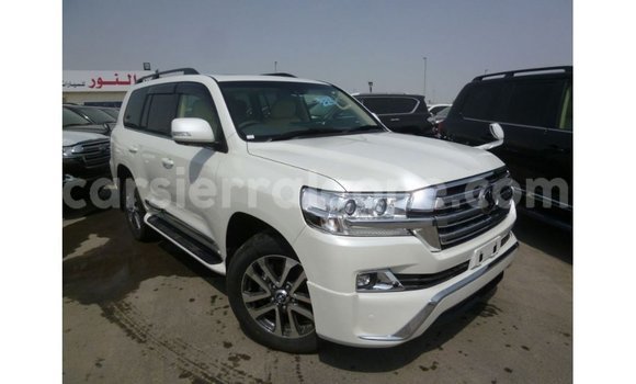 Buy Import Toyota Land Cruiser White Car in Import - Dubai in Kailahun Buy Import Toyota Land Cruiser White Car in Import - Dubai in Kailahun