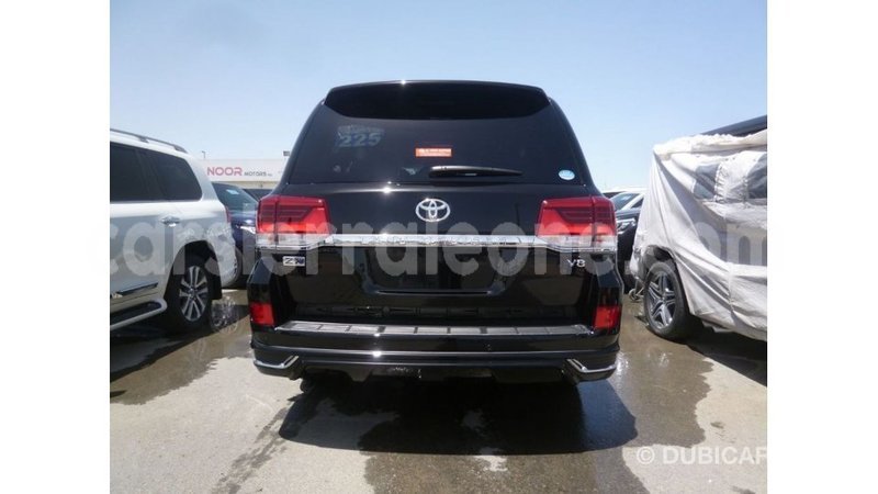 Big with watermark toyota land cruiser kailahun import dubai 5799