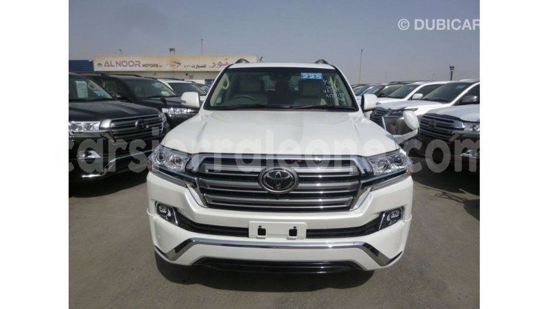 Big with watermark toyota land cruiser kailahun import dubai 5802