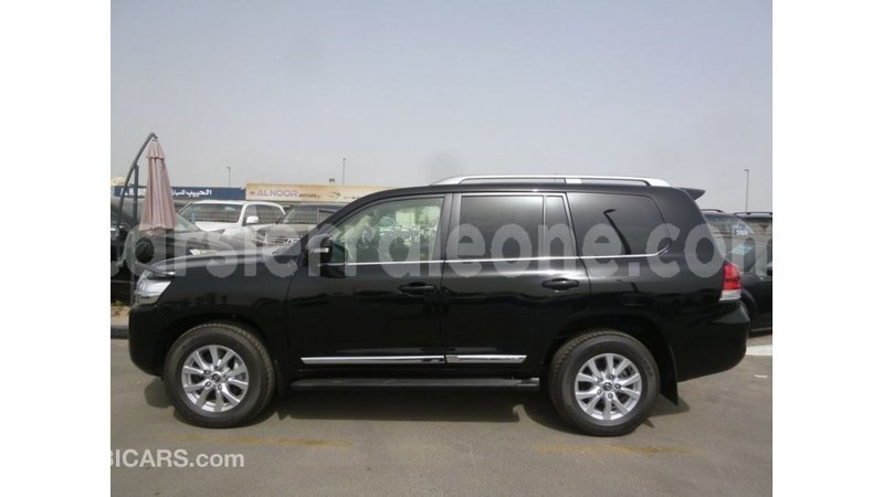 Big with watermark toyota land cruiser kailahun import dubai 5803