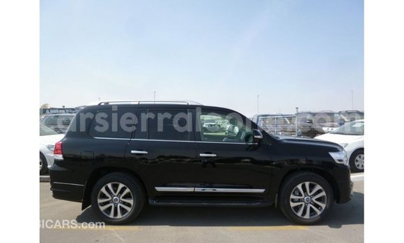 Buy Import Toyota Land Cruiser Black Car in Import - Dubai in Kailahun Buy Import Toyota Land Cruiser Black Car in Import - Dubai in Kailahun