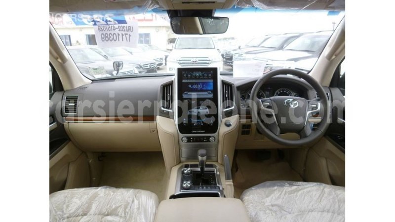 Big with watermark toyota land cruiser kailahun import dubai 5809