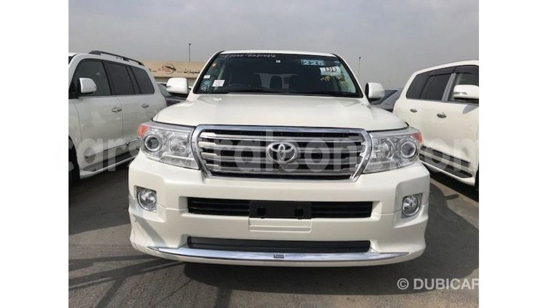 Big with watermark toyota land cruiser kailahun import dubai 5814