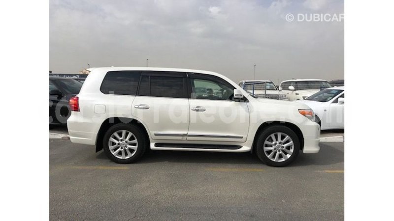 Big with watermark toyota land cruiser kailahun import dubai 5814