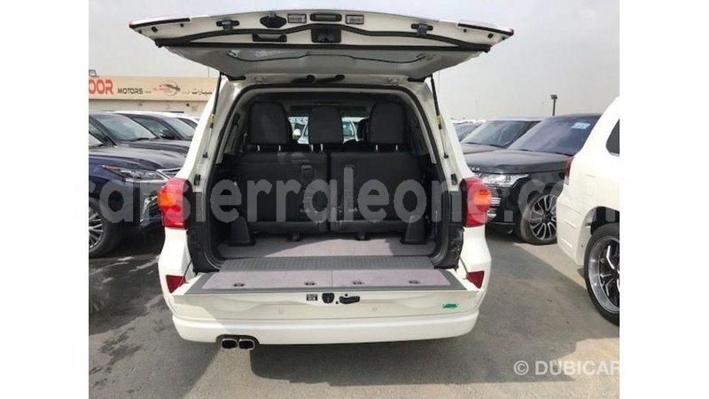 Big with watermark toyota land cruiser kailahun import dubai 5814